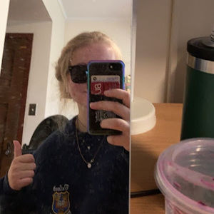 Meet your Posher, Sabrina